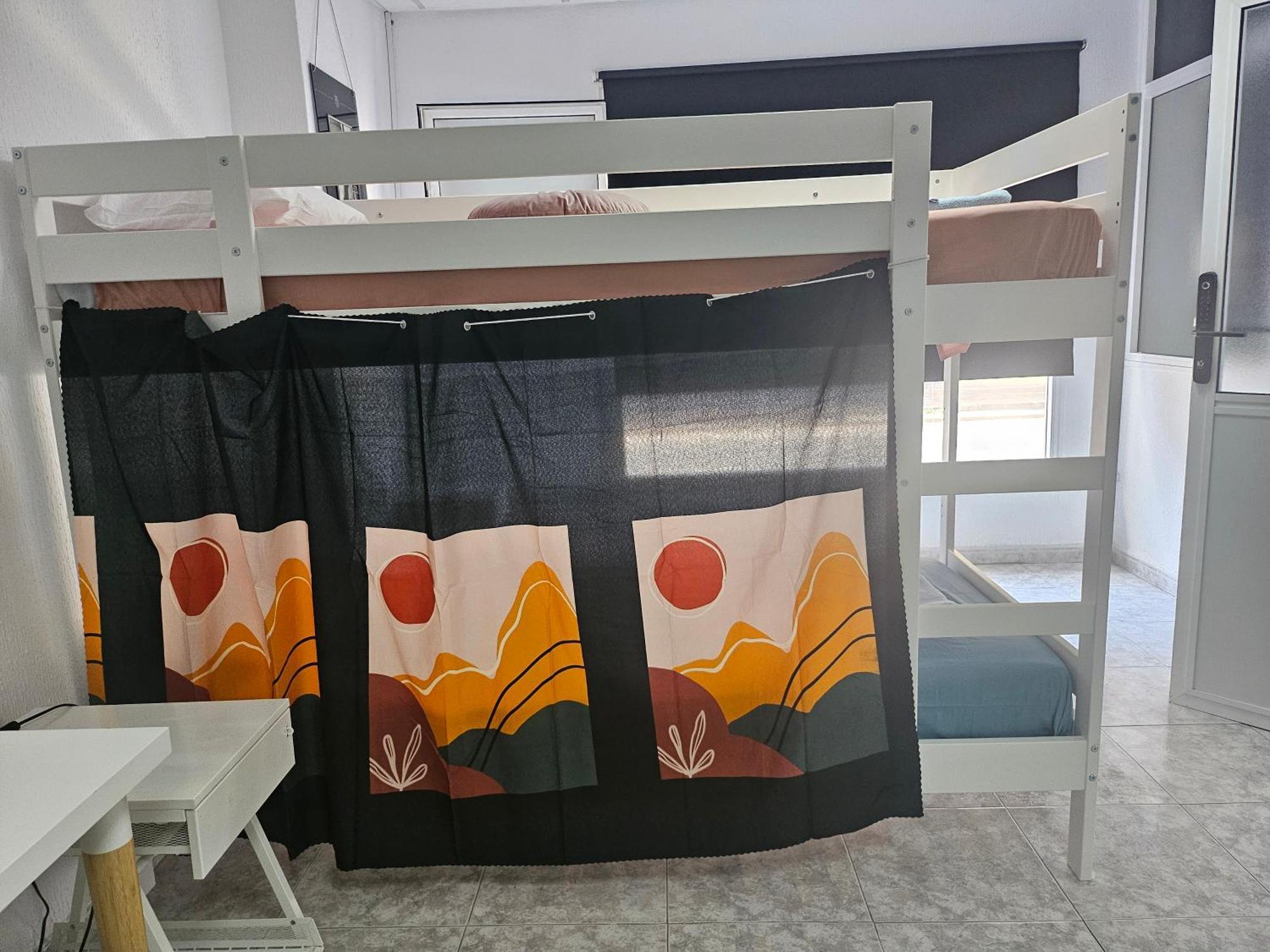 Coliving By Amazzzing Travel Ostello *
